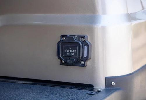 Icon I60L photo 13