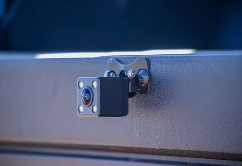 Icon I60L photo 14